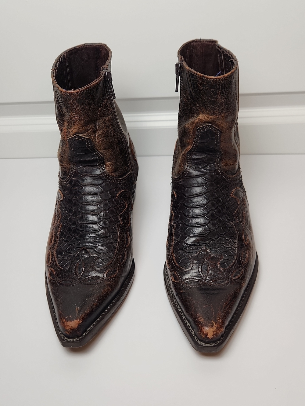 Commanchero Dark Brown leather Pointed toe western Boots Size 8
